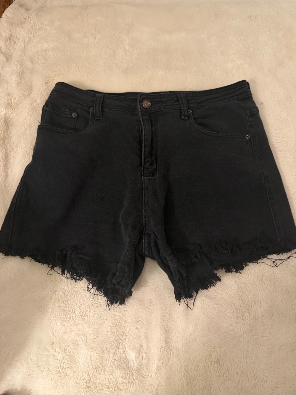Bill Blass Black Stretch Denim Shorts Size 12 Frayed Hem